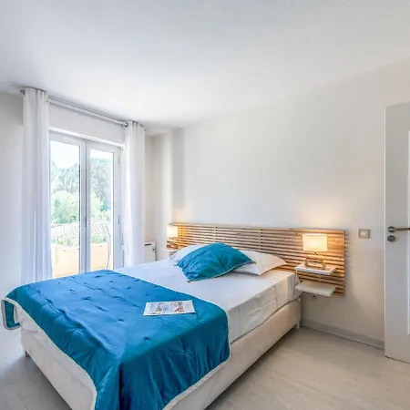 Daire Caesar Domus-1 By Interhome Saint-Tropez